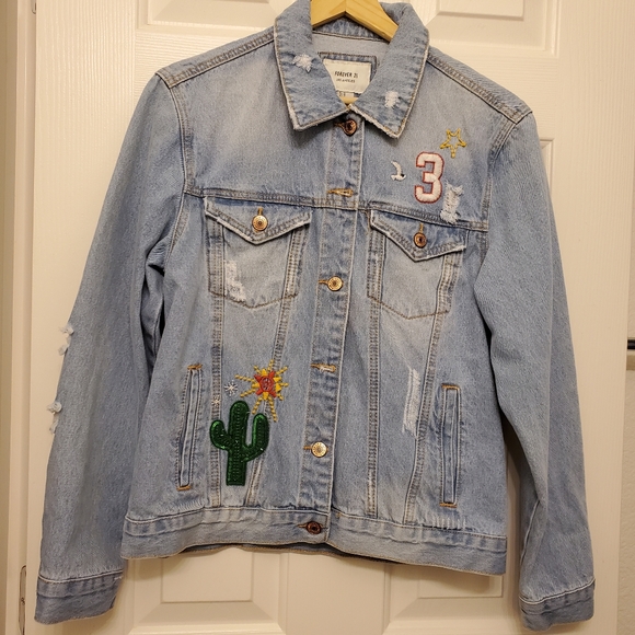 Forever 21 Jackets & Blazers - Jean Jacket 🥳